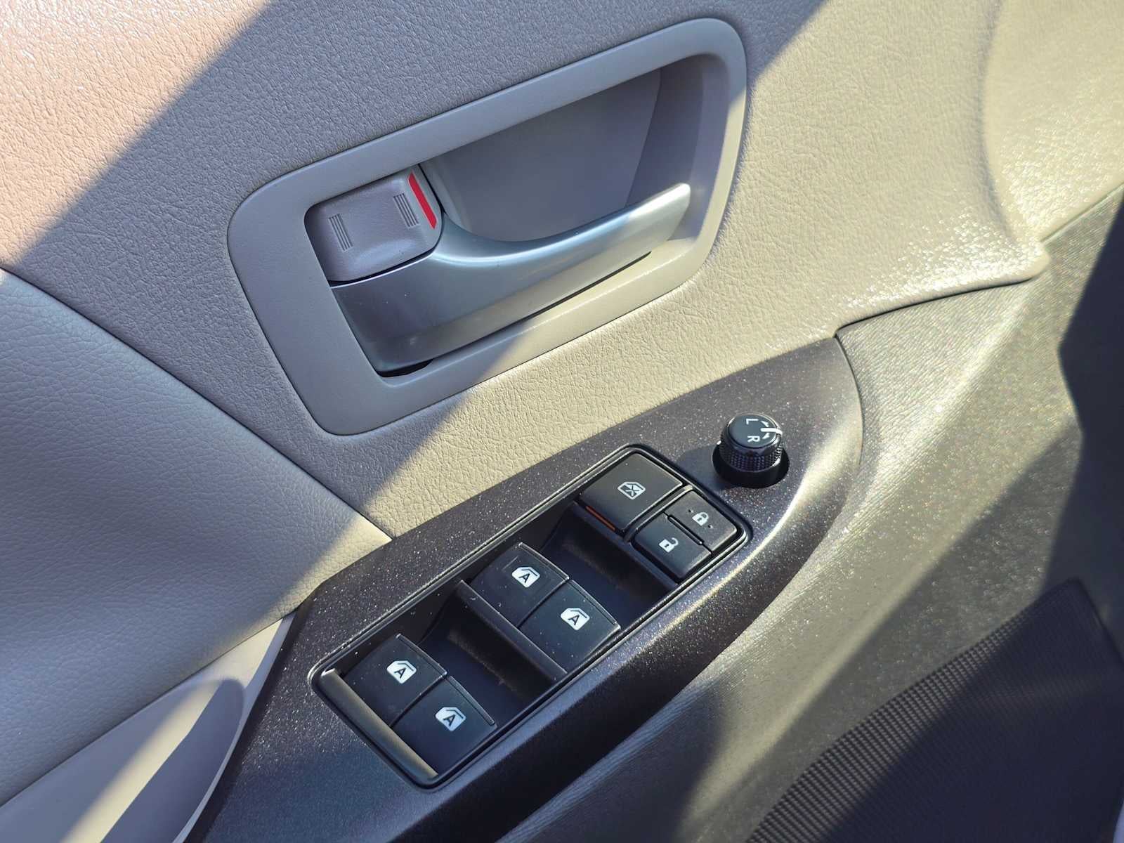 2018 Toyota Sienna LE