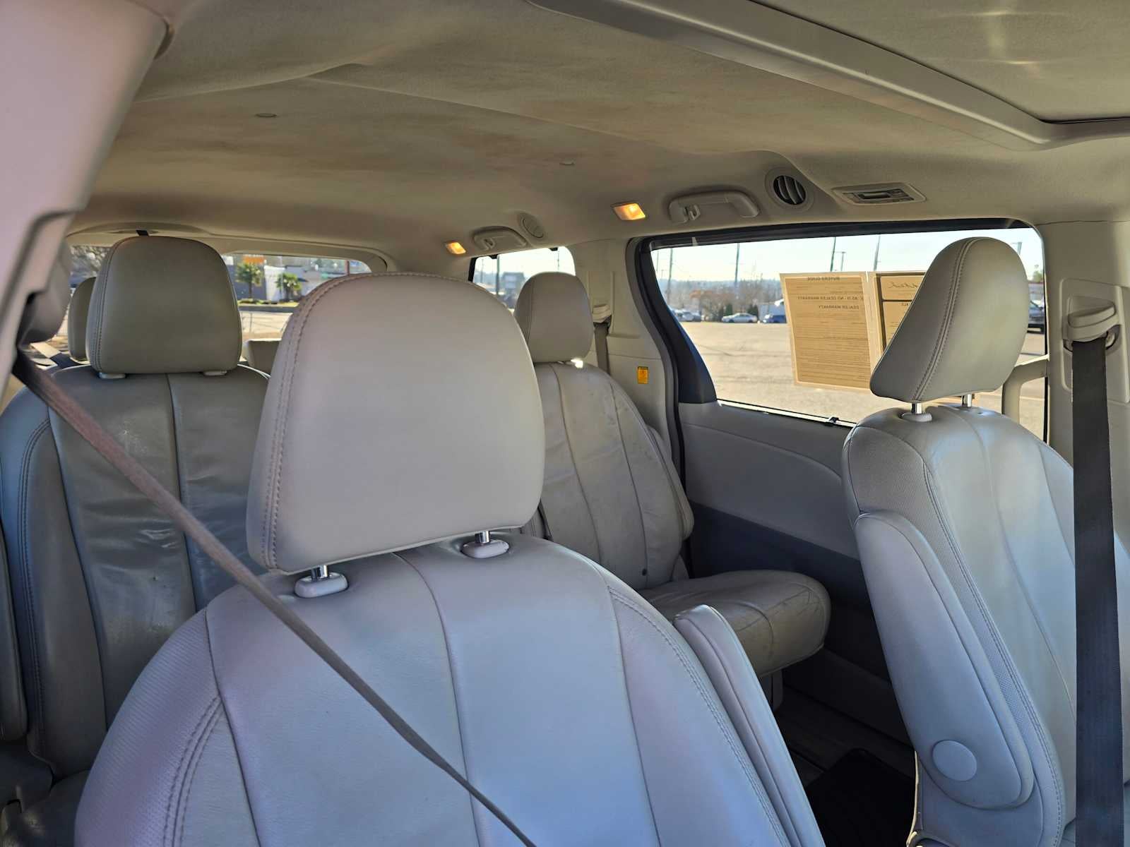 2013 Toyota Sienna XLE