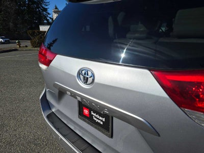 2013 Toyota Sienna XLE