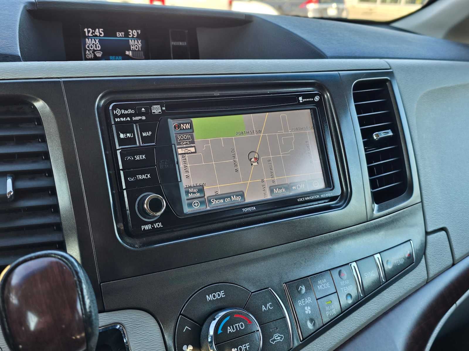 2013 Toyota Sienna XLE