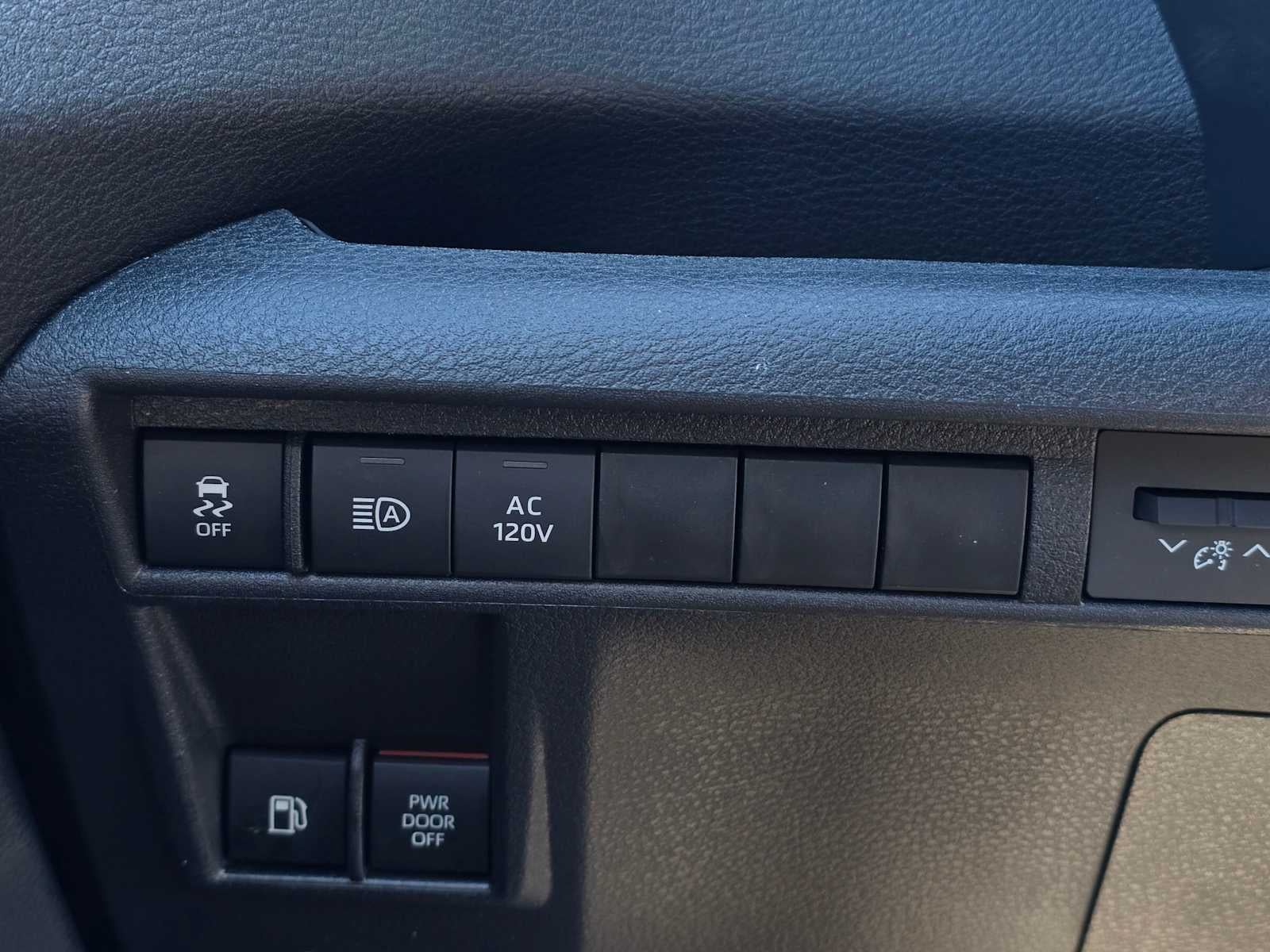 2025 Toyota Sienna Limited