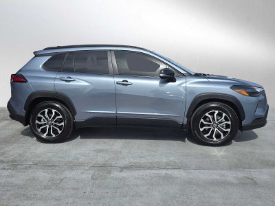 2026 Toyota Corolla Cross Hybrid SE