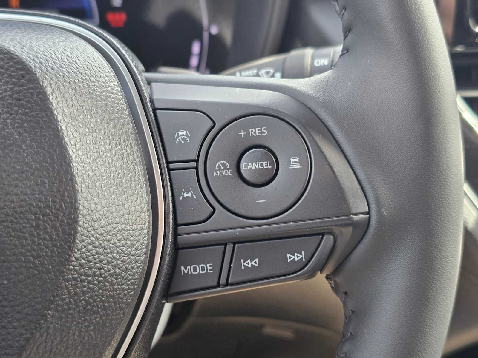 2026 Toyota Corolla Cross Hybrid SE