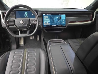 2024 Rivian R1S Adventure
