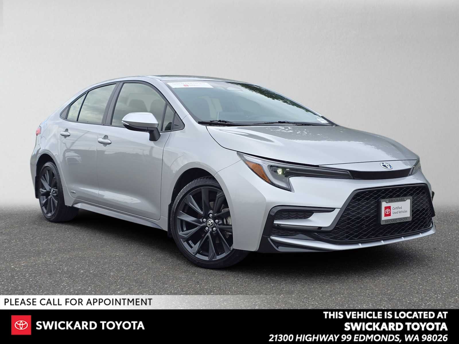 2025 Toyota Corolla Hybrid SE