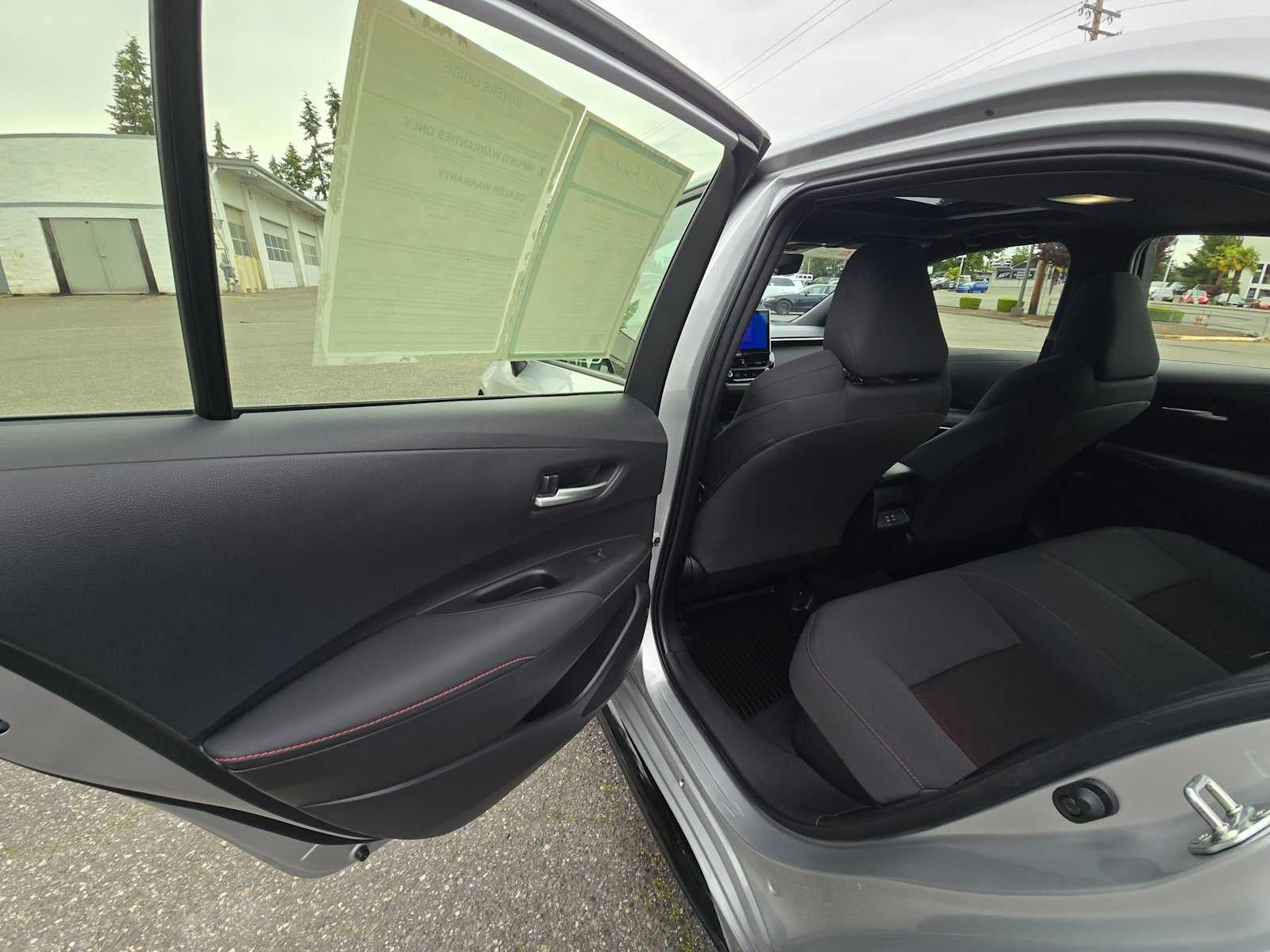 2025 Toyota Corolla Hybrid SE