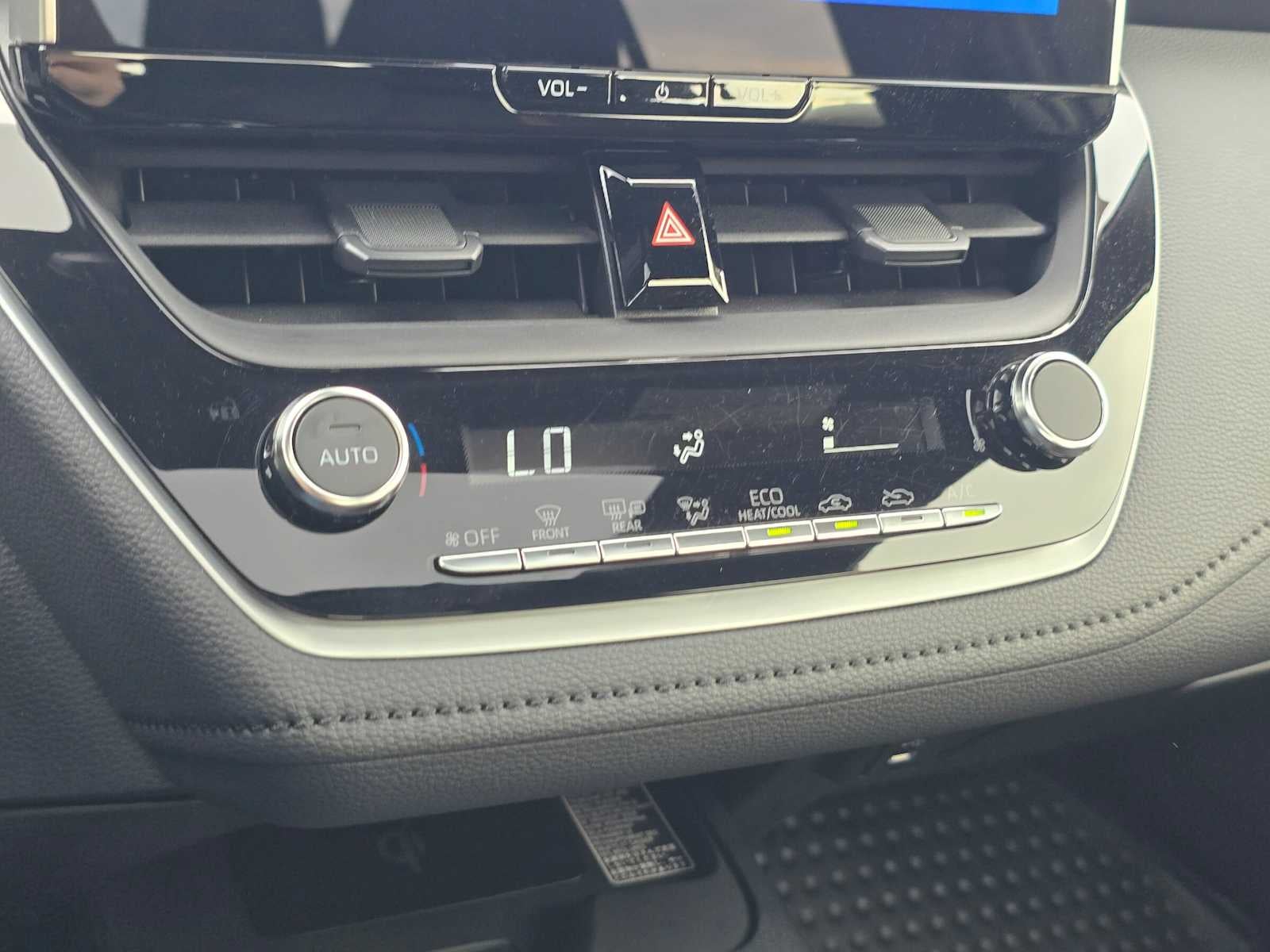 2025 Toyota Corolla Hybrid SE