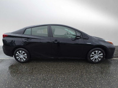 2020 Toyota Prius LE