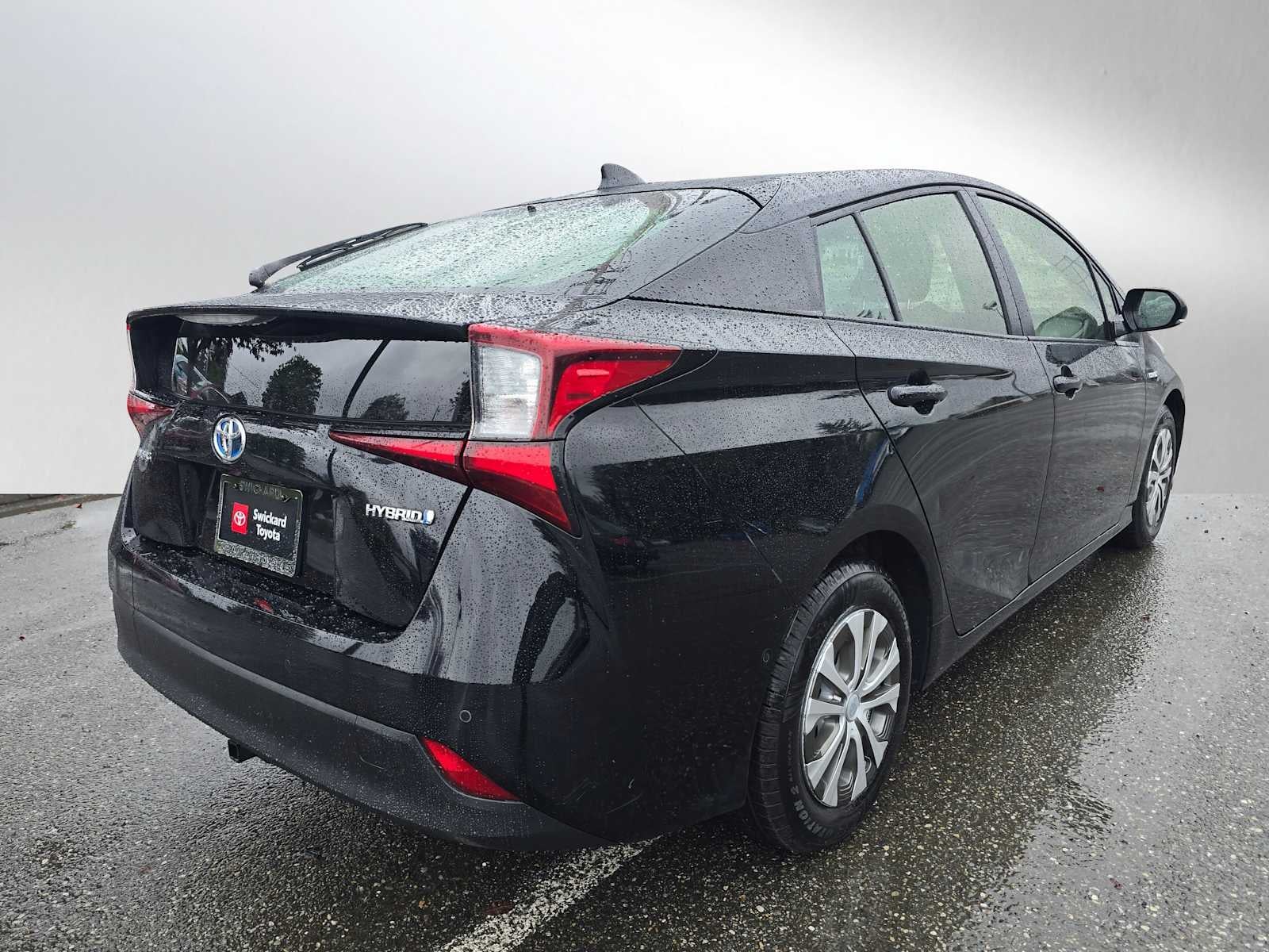 2020 Toyota Prius LE