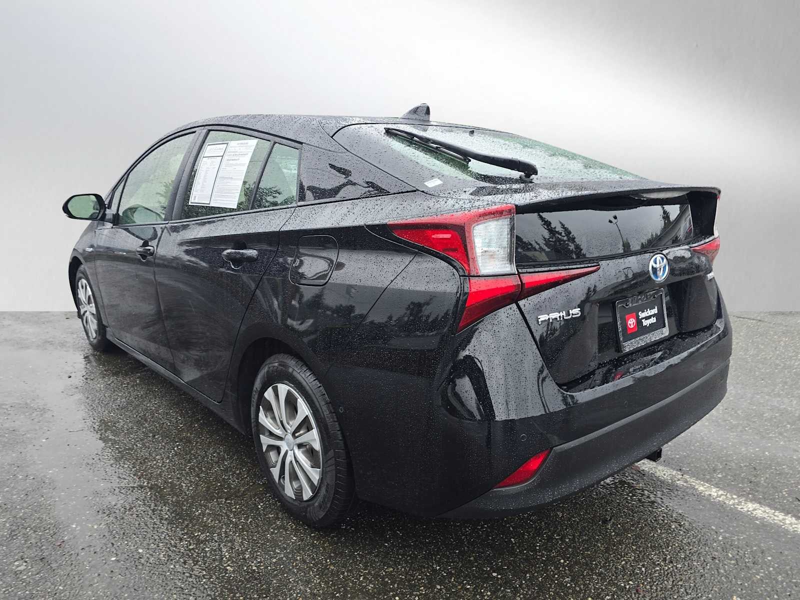 2020 Toyota Prius LE