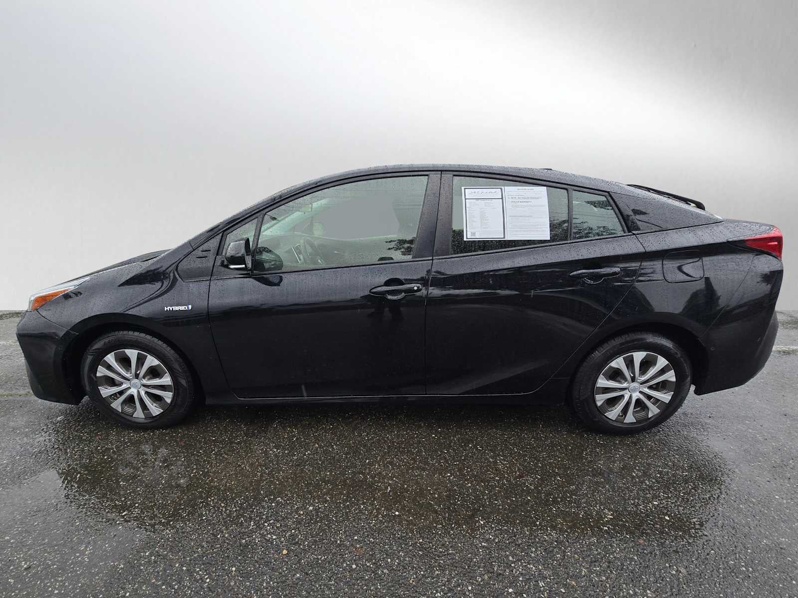 2020 Toyota Prius LE