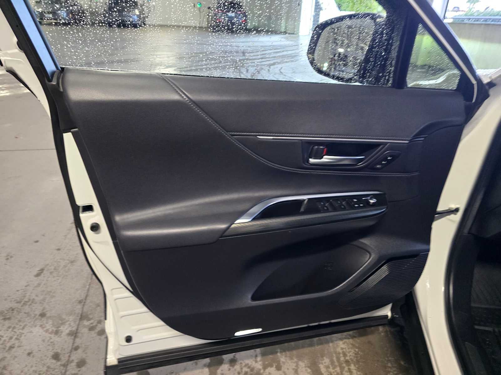 2023 Toyota Venza XLE