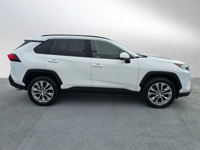 2020 Toyota RAV4 XLE Premium