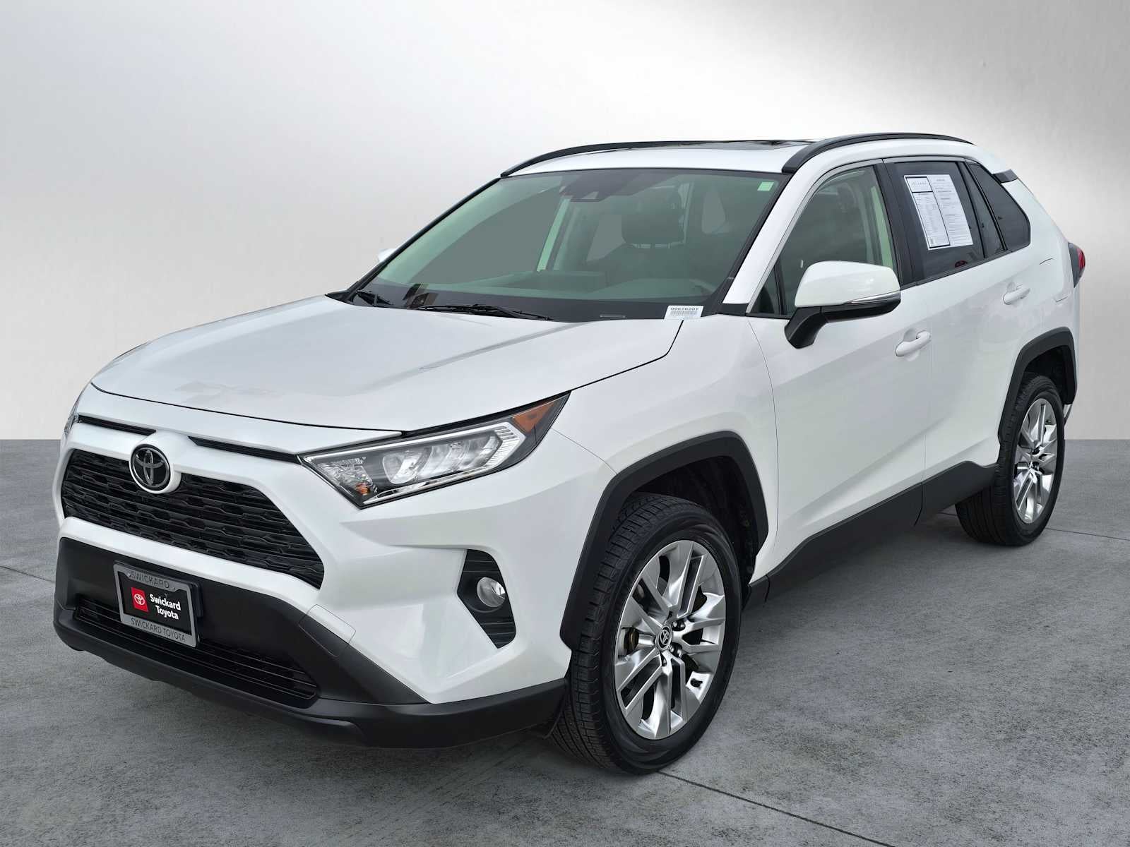 2020 Toyota RAV4 XLE Premium