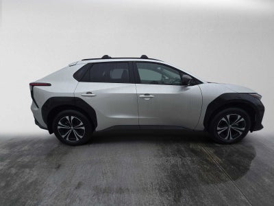 2025 Toyota bZ4X XLE