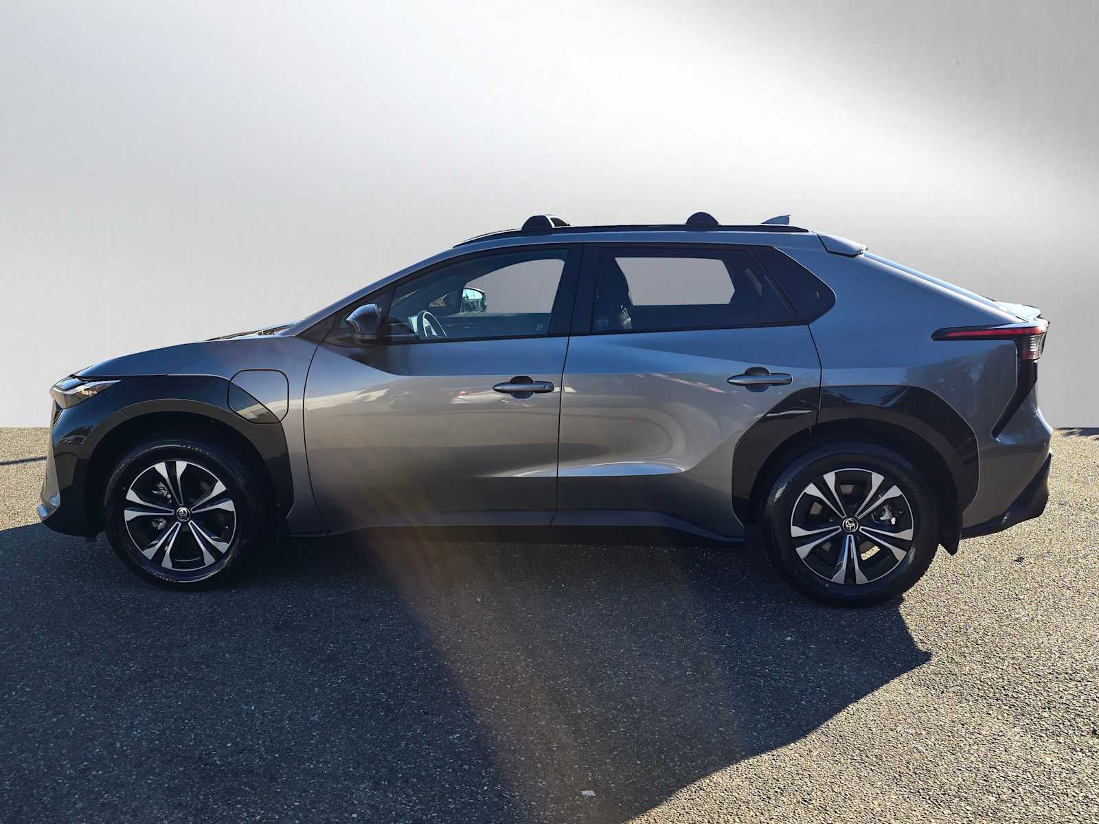 2025 Toyota bZ4X XLE