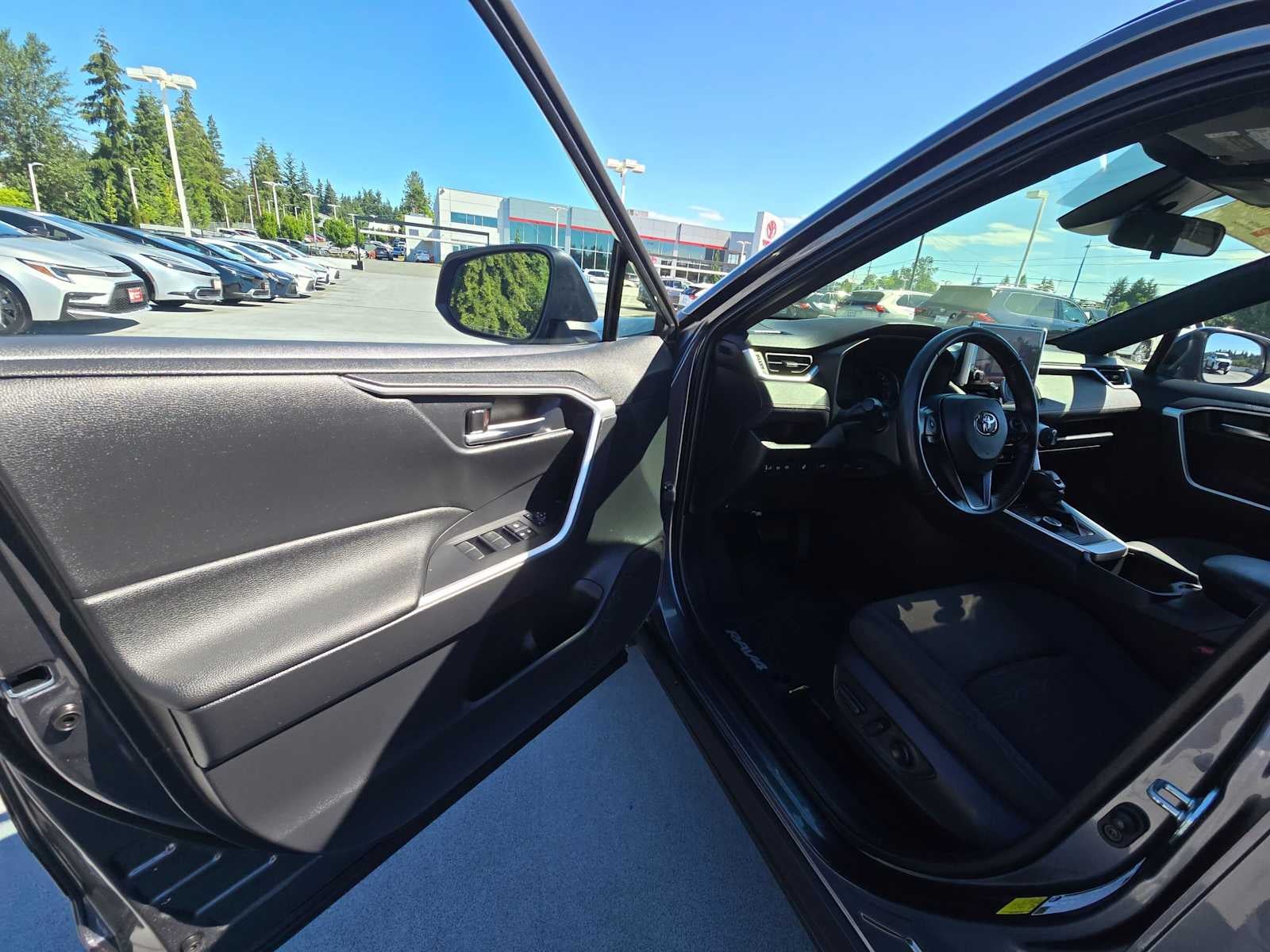 2023 Toyota RAV4 Prime SE