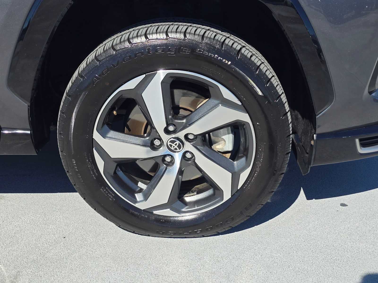 2023 Toyota RAV4 Prime SE