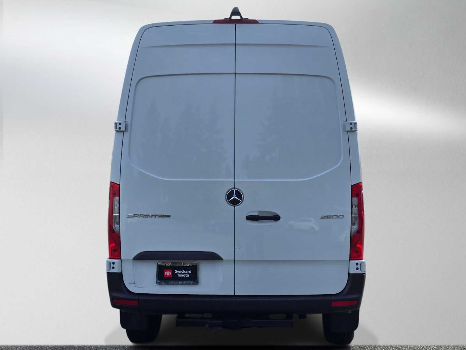 2024 Mercedes-Benz Sprinter Crew Van Base