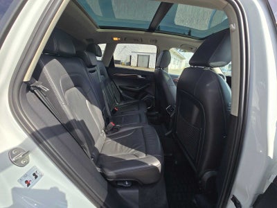 2012 Audi Q5 3.2L Prestige