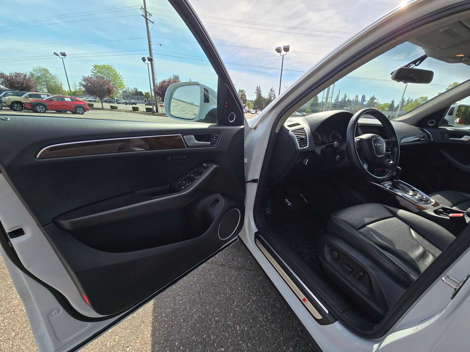2012 Audi Q5 3.2L Prestige