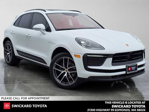 2025 Porsche Macan Base