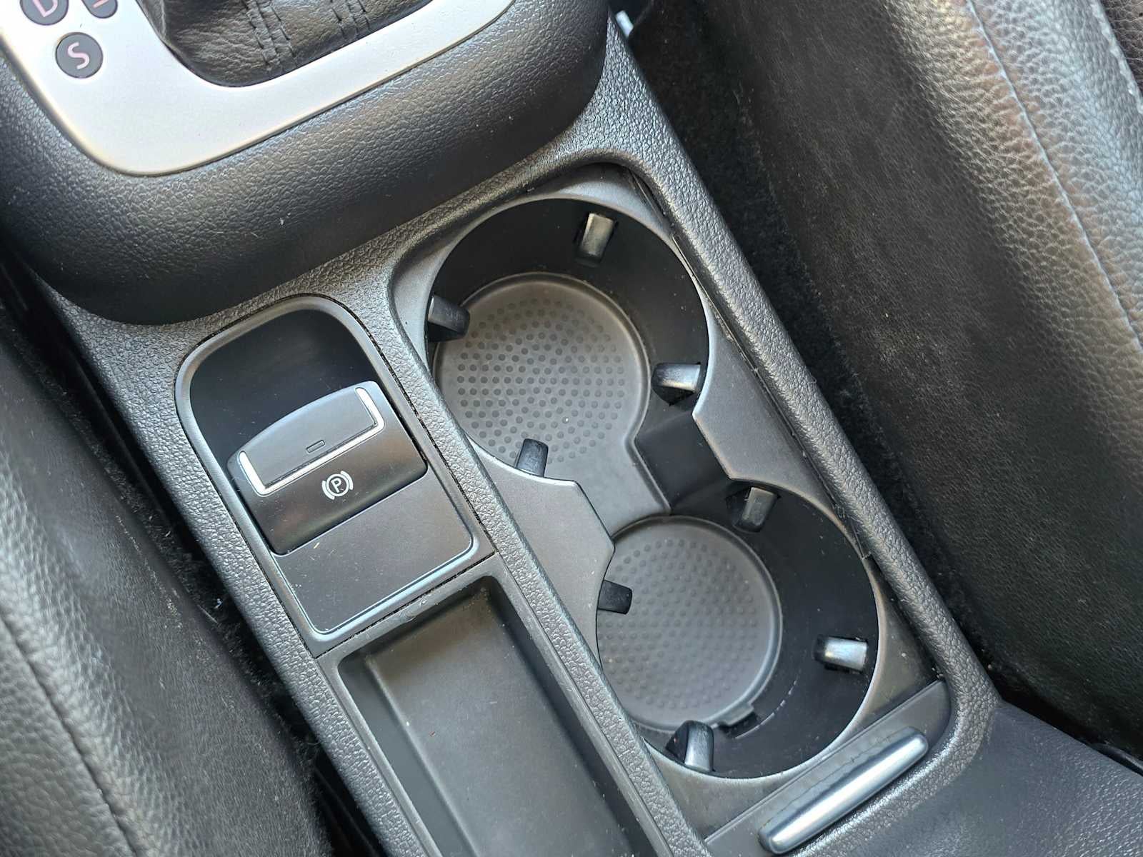 2015 Volkswagen Tiguan S