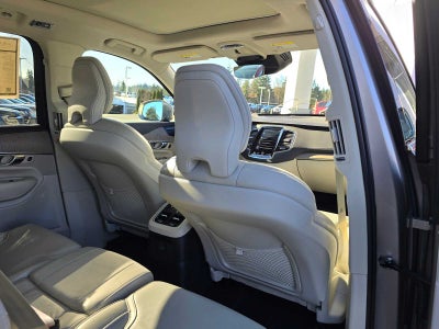 2022 Volvo XC90 Recharge Plug-In Hybrid Inscription