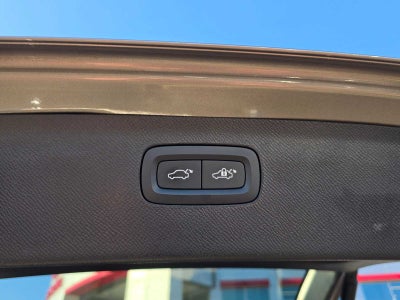 2022 Volvo XC90 Recharge Plug-In Hybrid Inscription