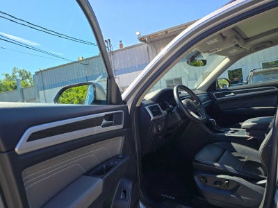 2021 Volkswagen Atlas 3.6L V6 SE w/Technology