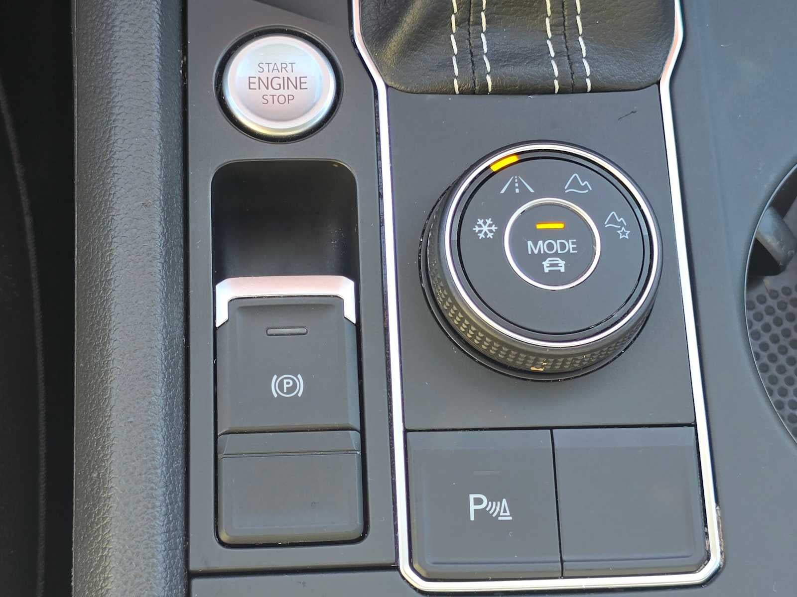 2021 Volkswagen Atlas 3.6L V6 SE w/Technology