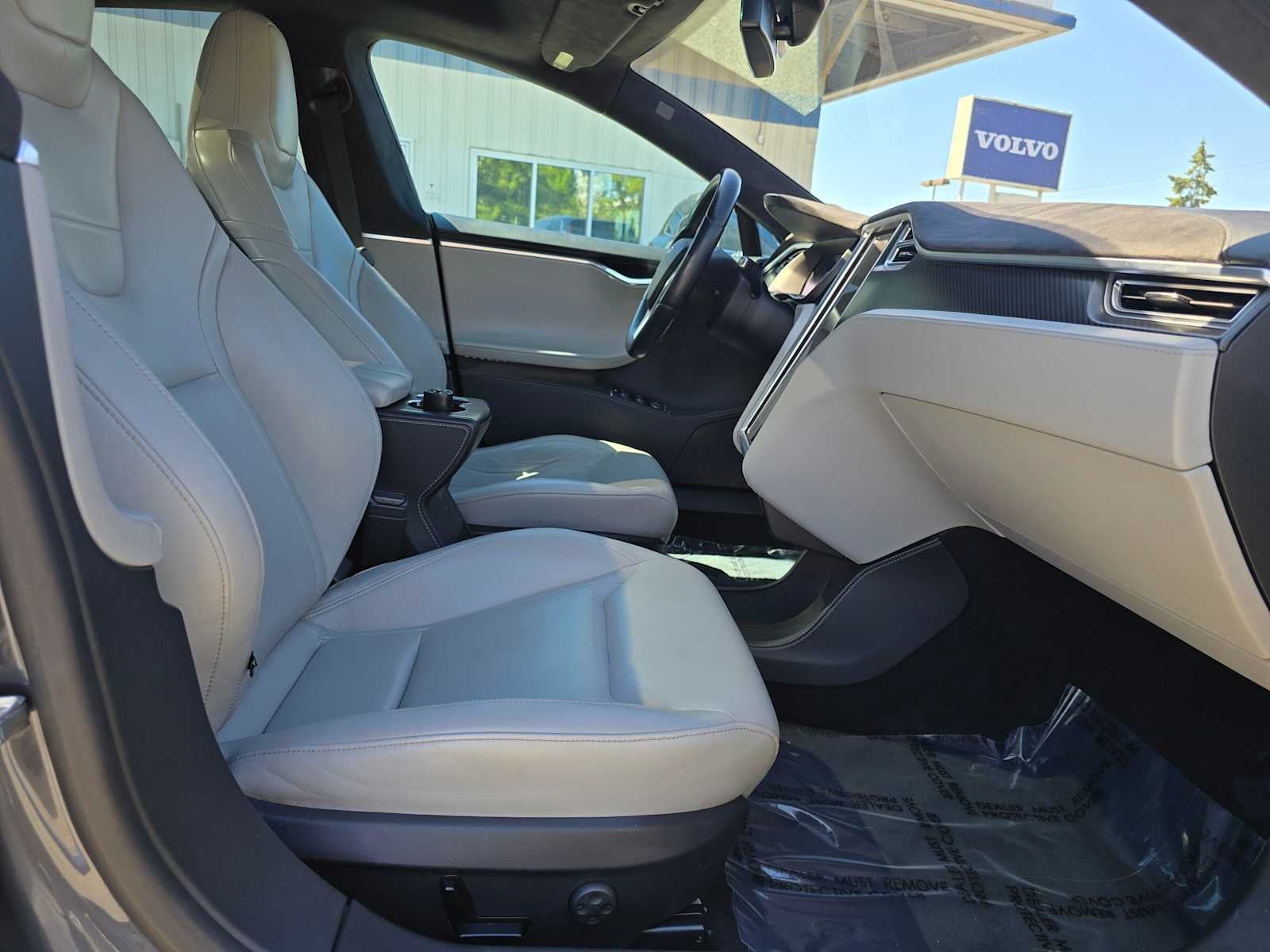 2015 Tesla Model S P90D