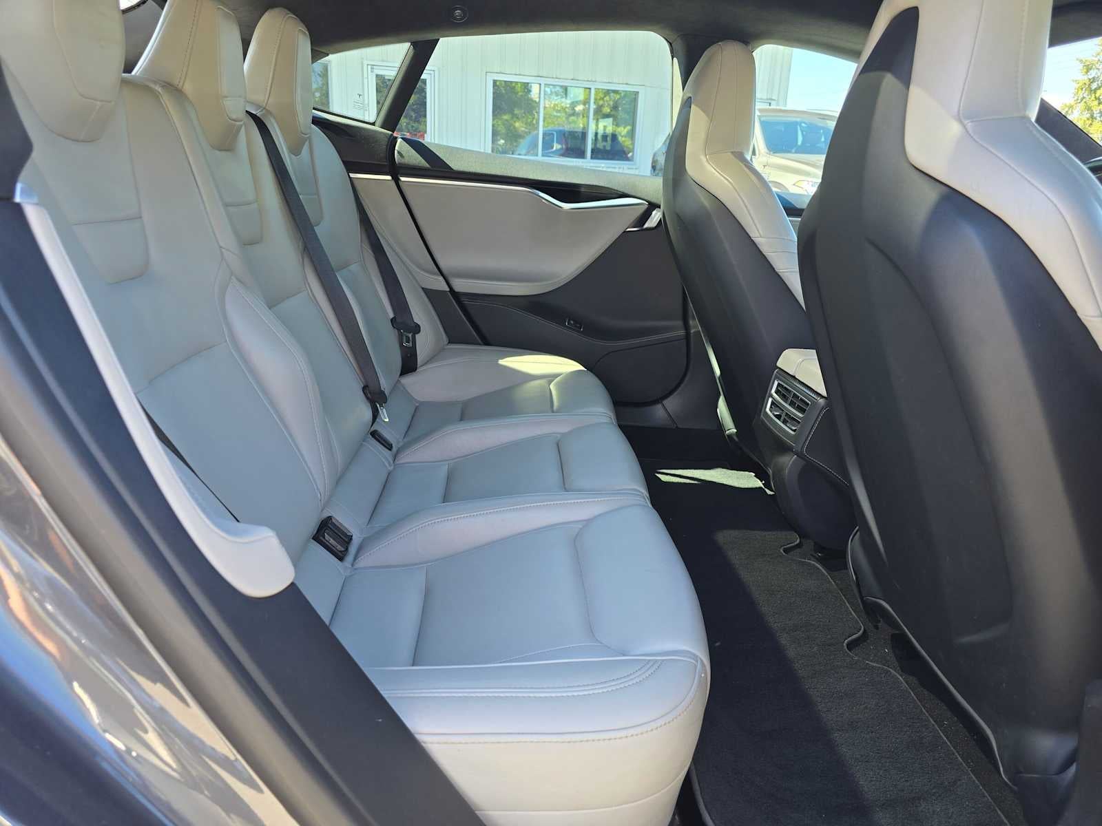 2015 Tesla Model S P90D