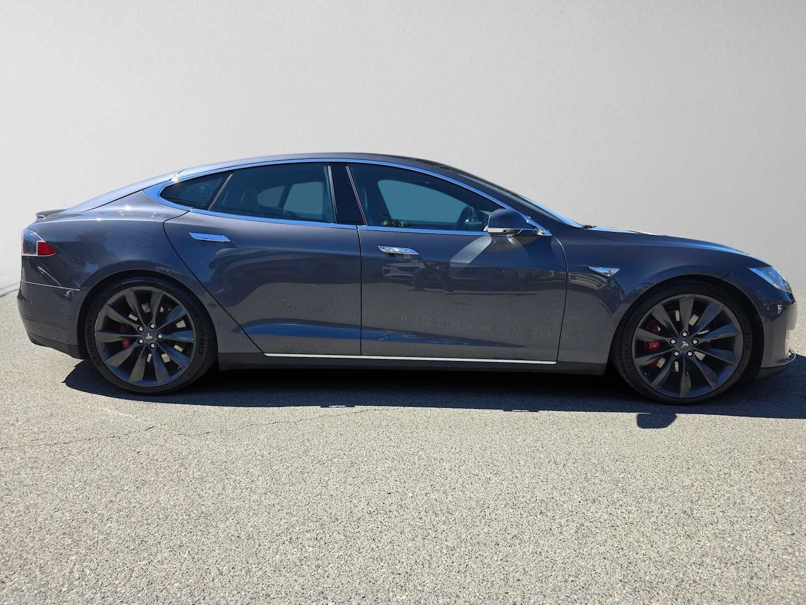 2015 Tesla Model S P90D