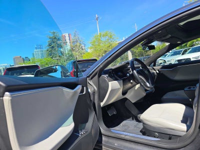 2015 Tesla Model S P90D