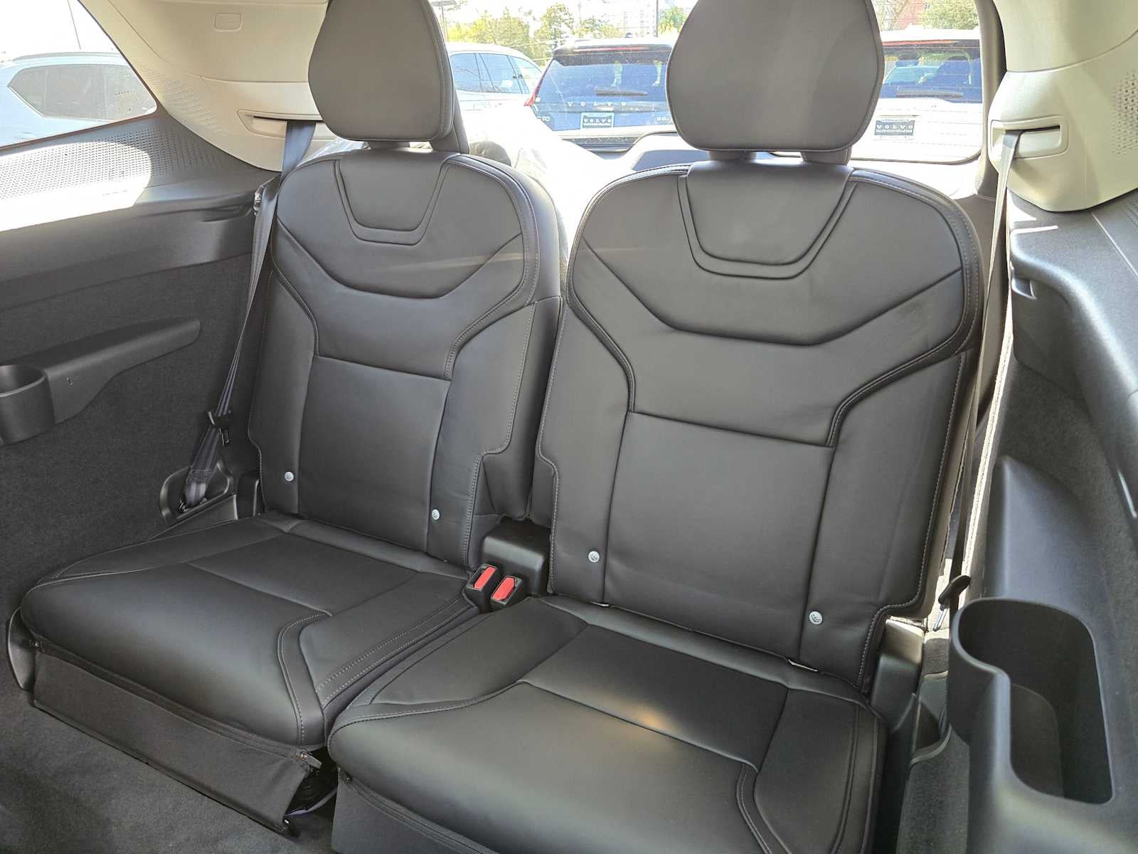 2026 Volvo EX90 Ultra