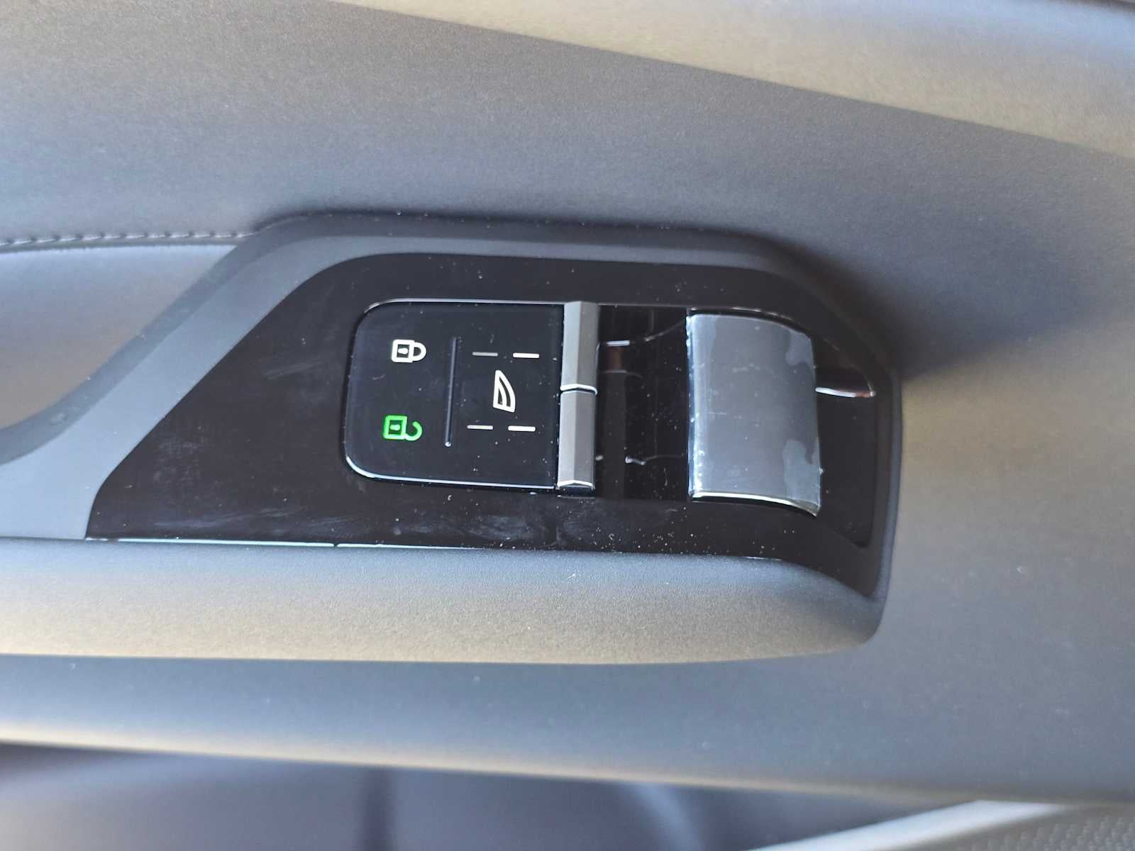 2026 Volvo EX90 Ultra