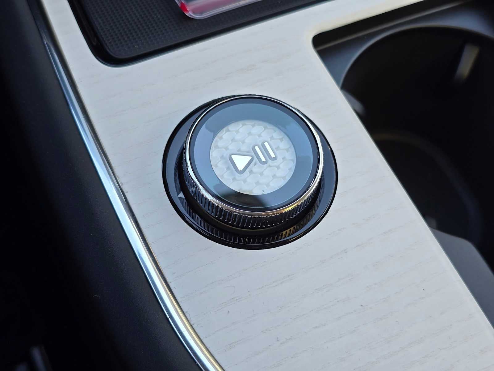 2026 Volvo EX90 Ultra