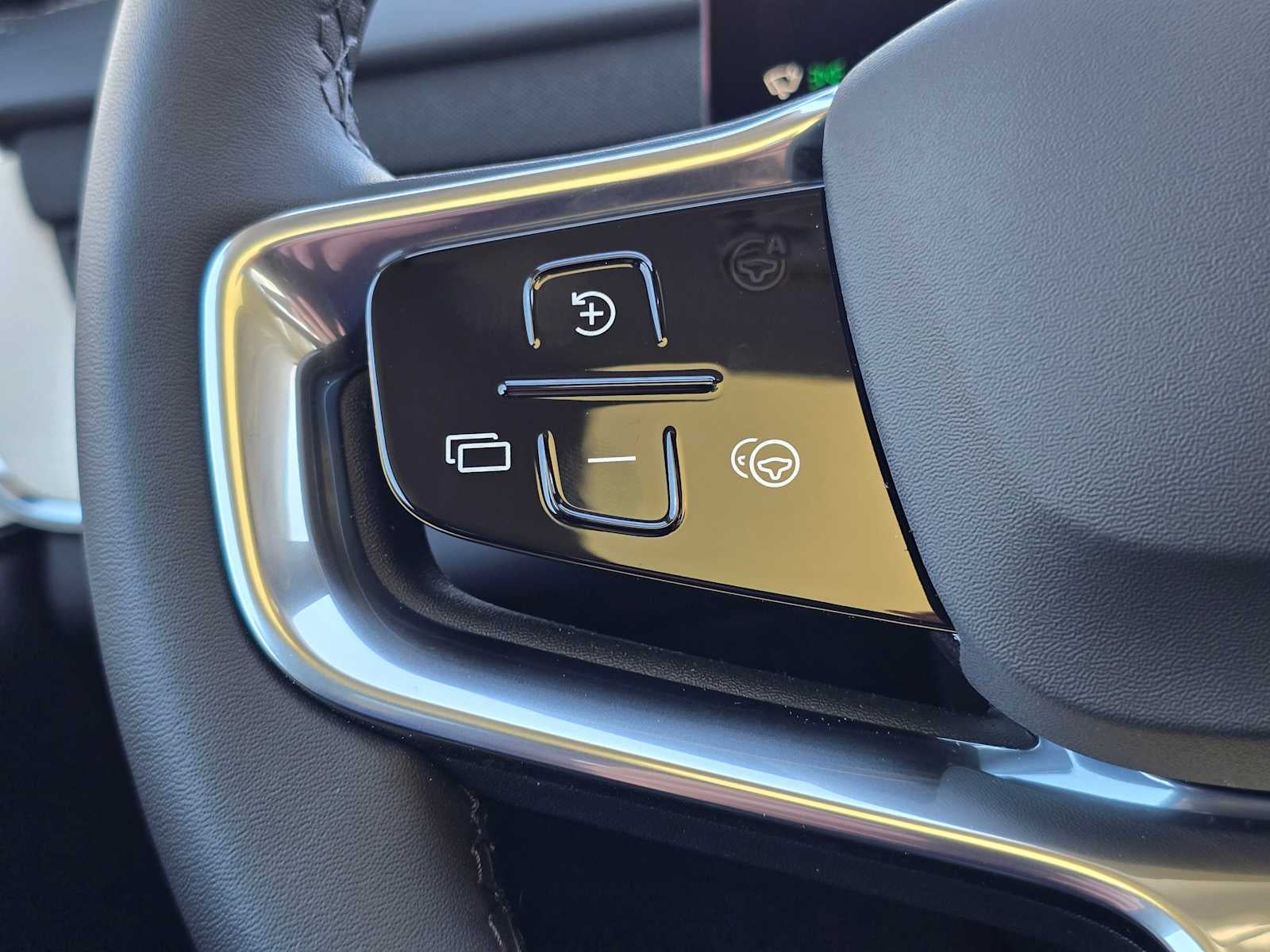 2026 Volvo EX90 Ultra