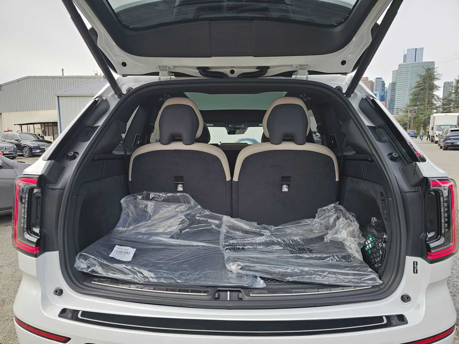 2026 Volvo EX90 Ultra