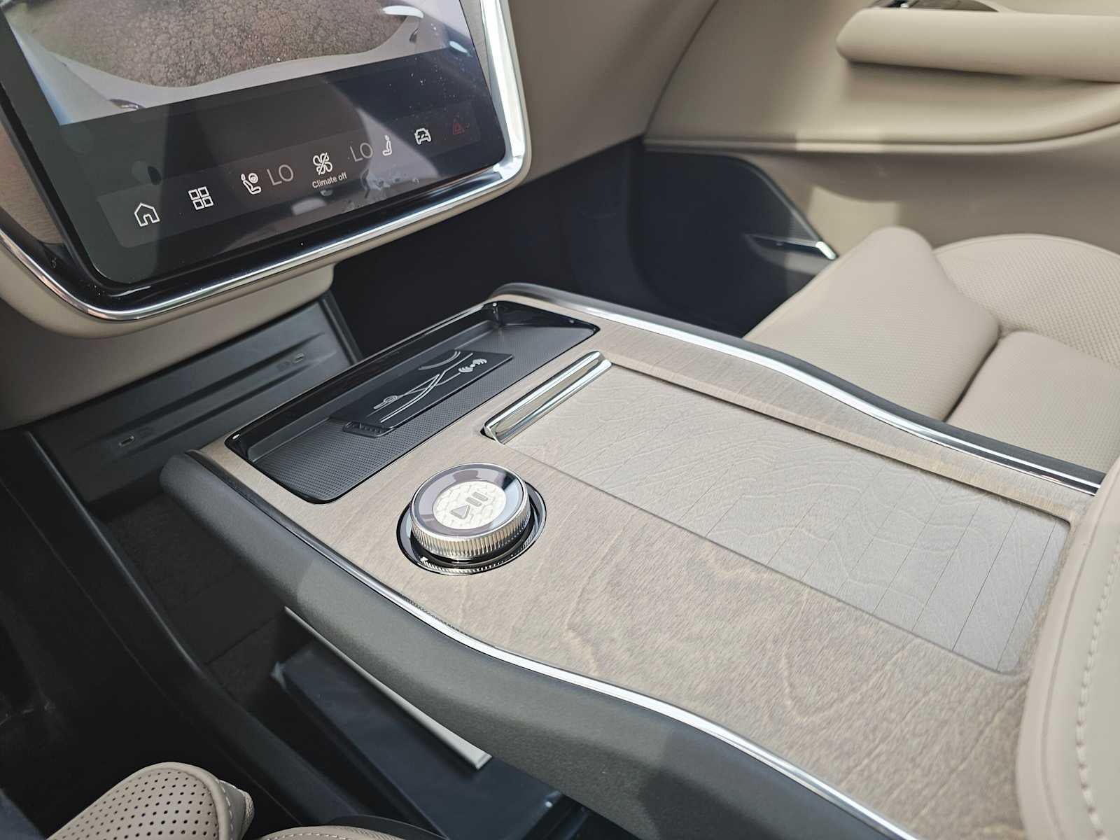 2026 Volvo EX90 Ultra