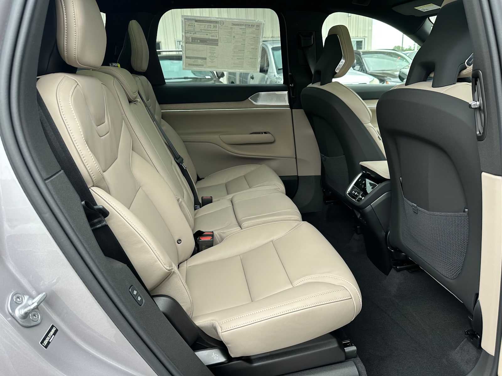 2026 Volvo EX90 Ultra