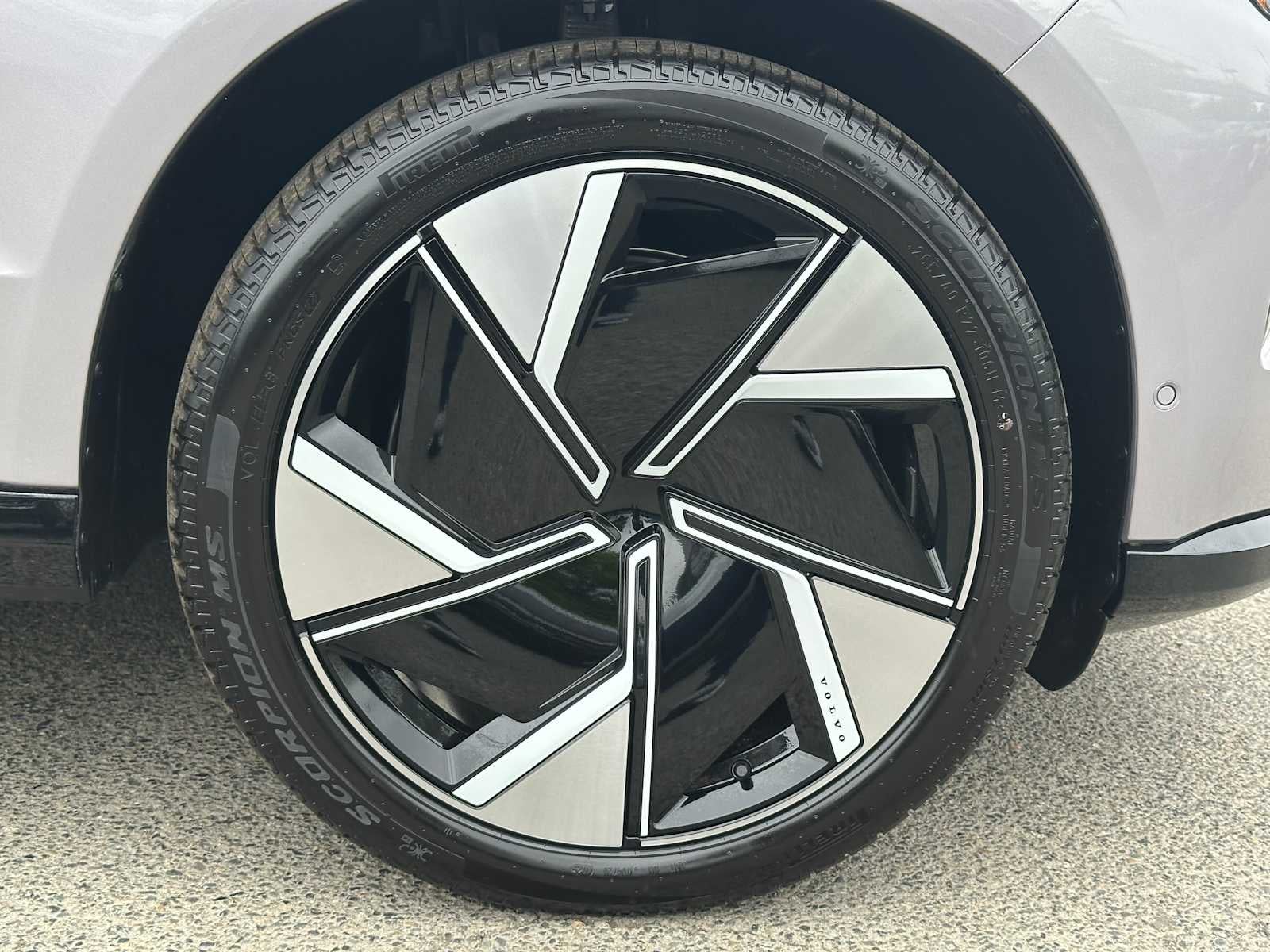 2026 Volvo EX90 Ultra