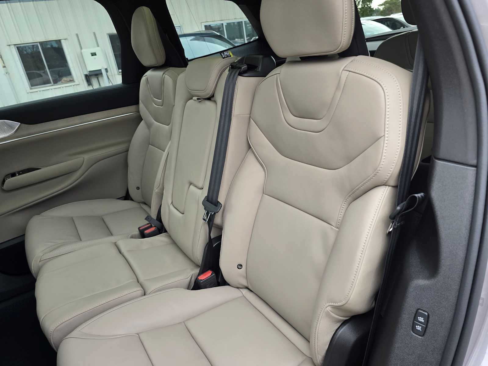 2026 Volvo EX90 Ultra