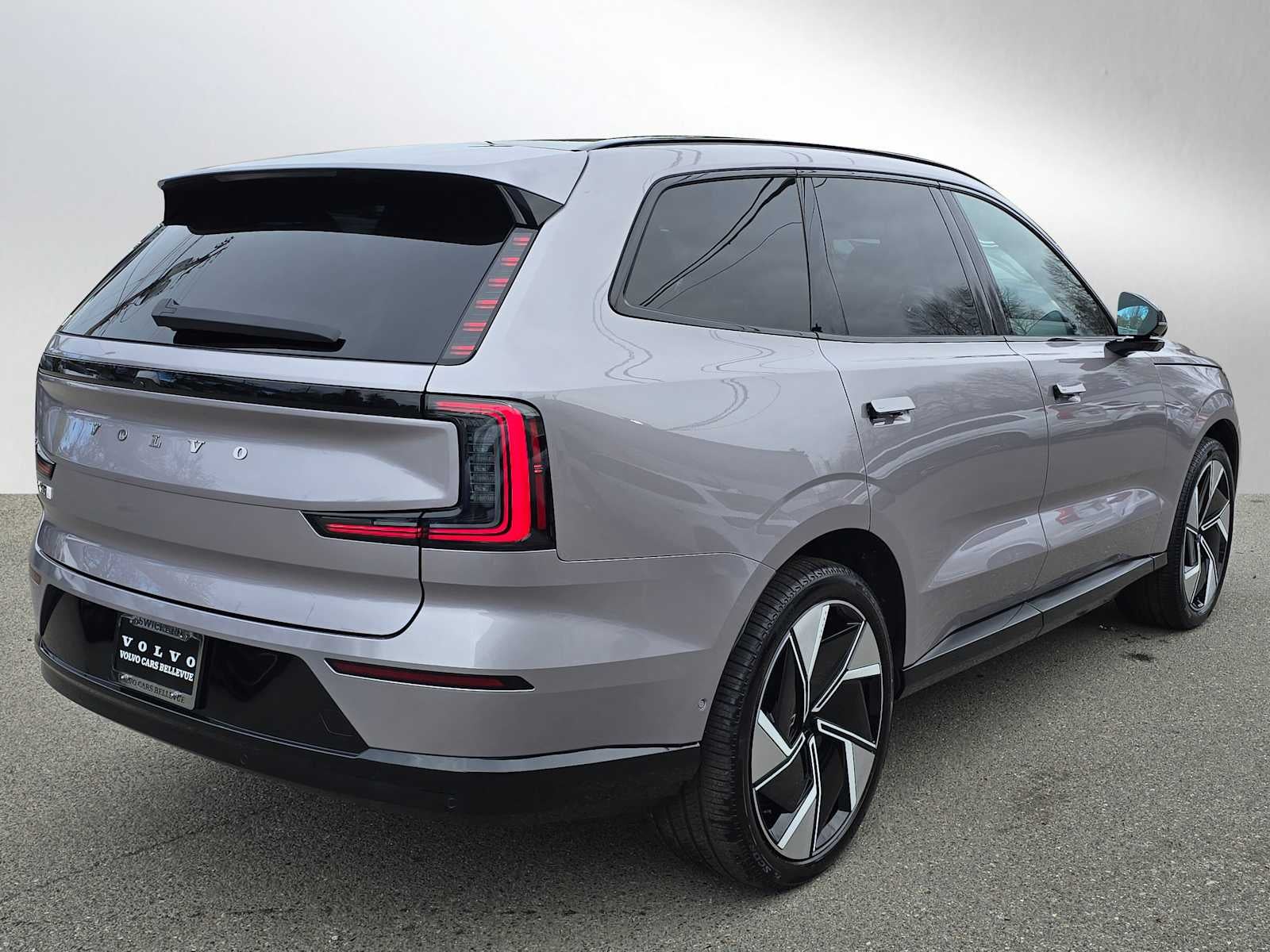 2026 Volvo EX90 Ultra