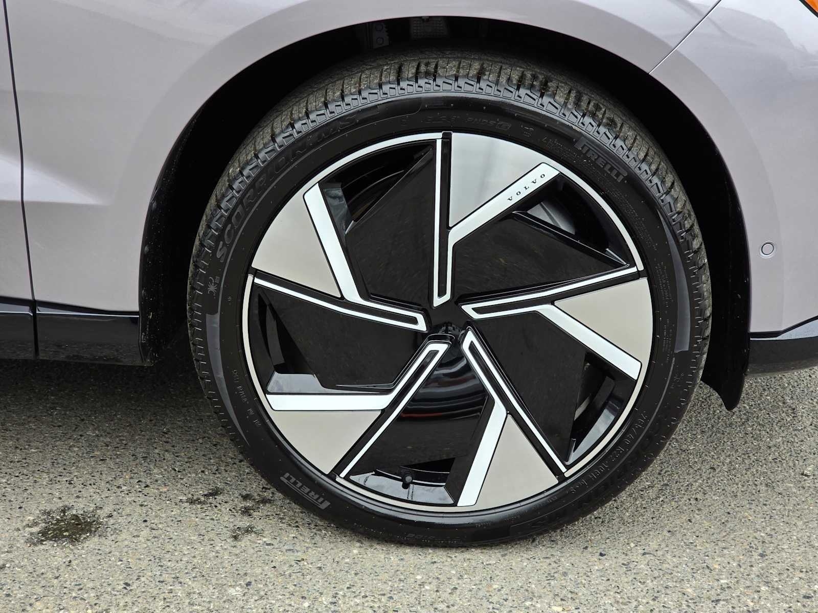 2026 Volvo EX90 Ultra