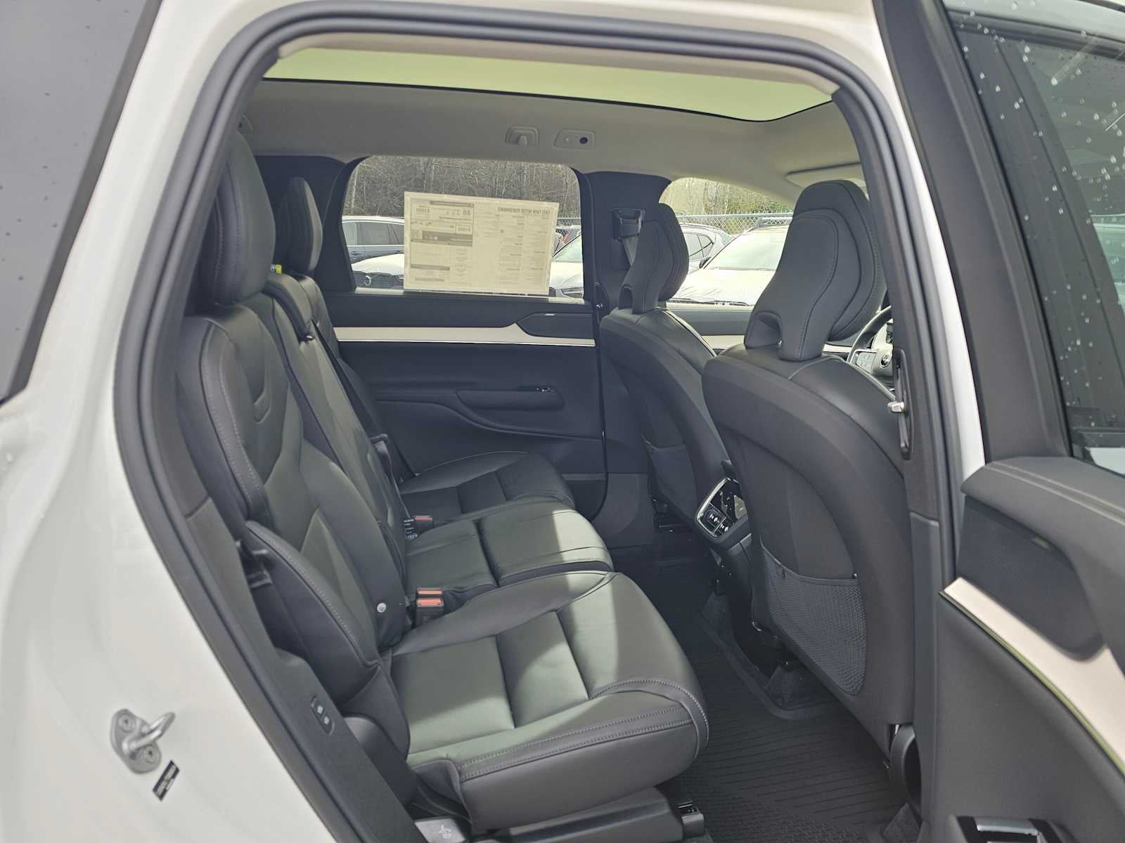 2026 Volvo EX90 Ultra