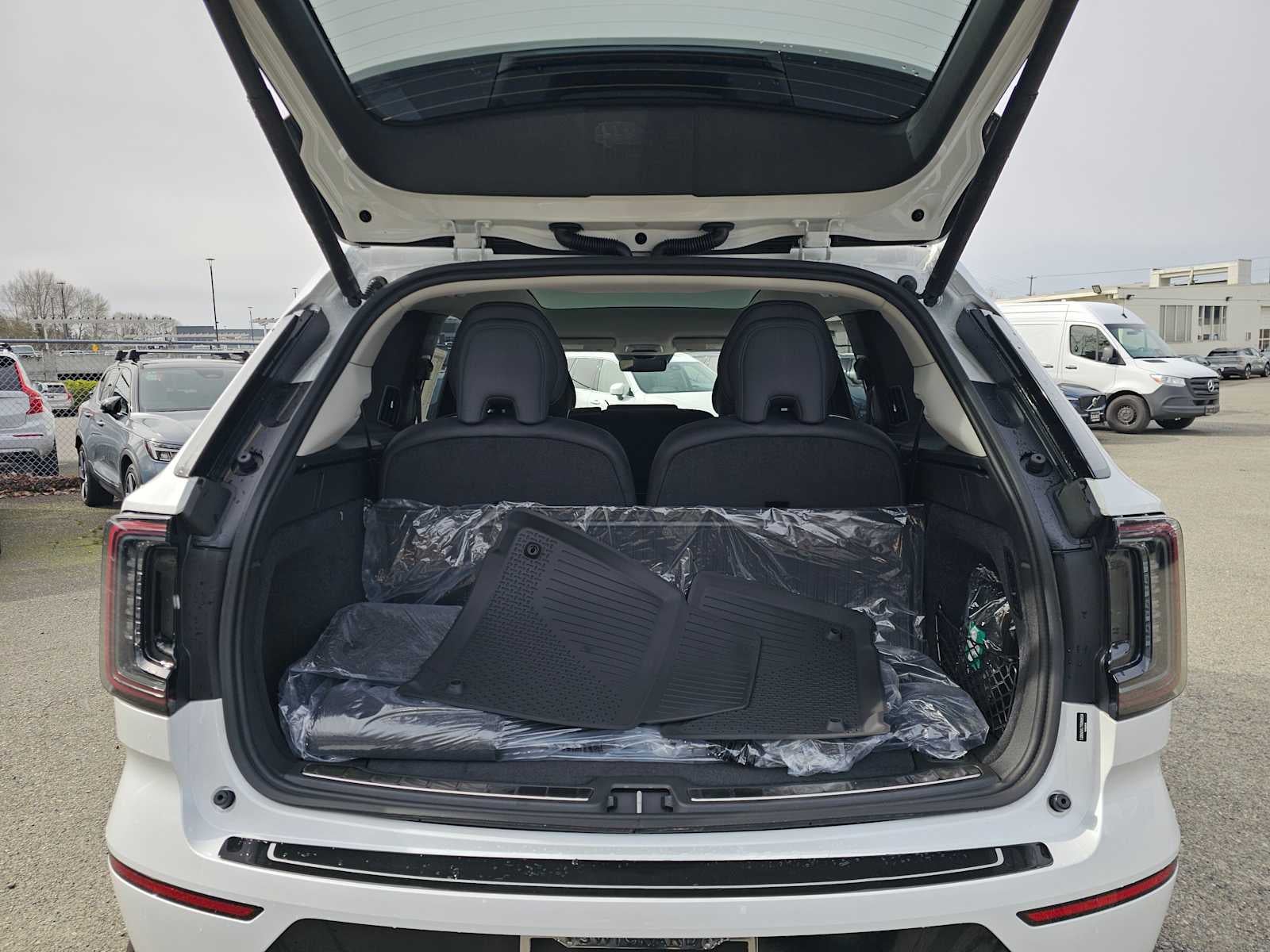 2026 Volvo EX90 Ultra