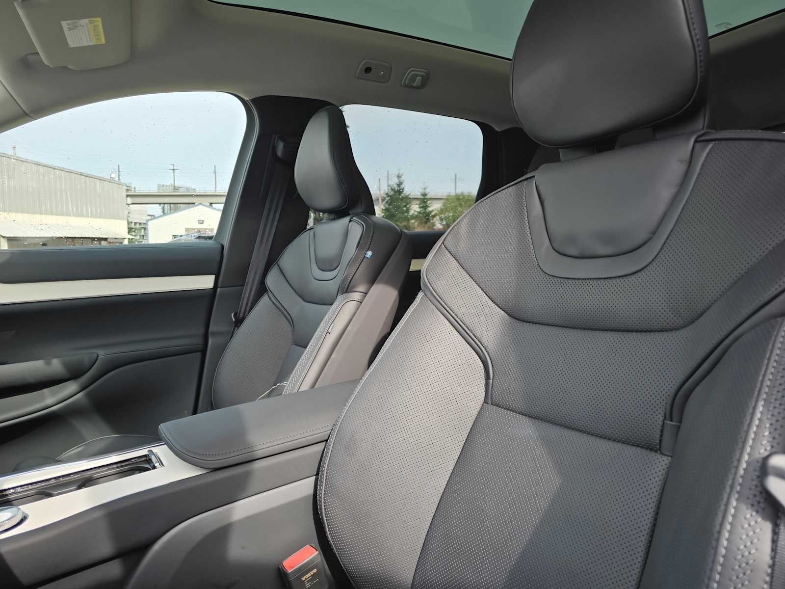 2026 Volvo EX90 Ultra
