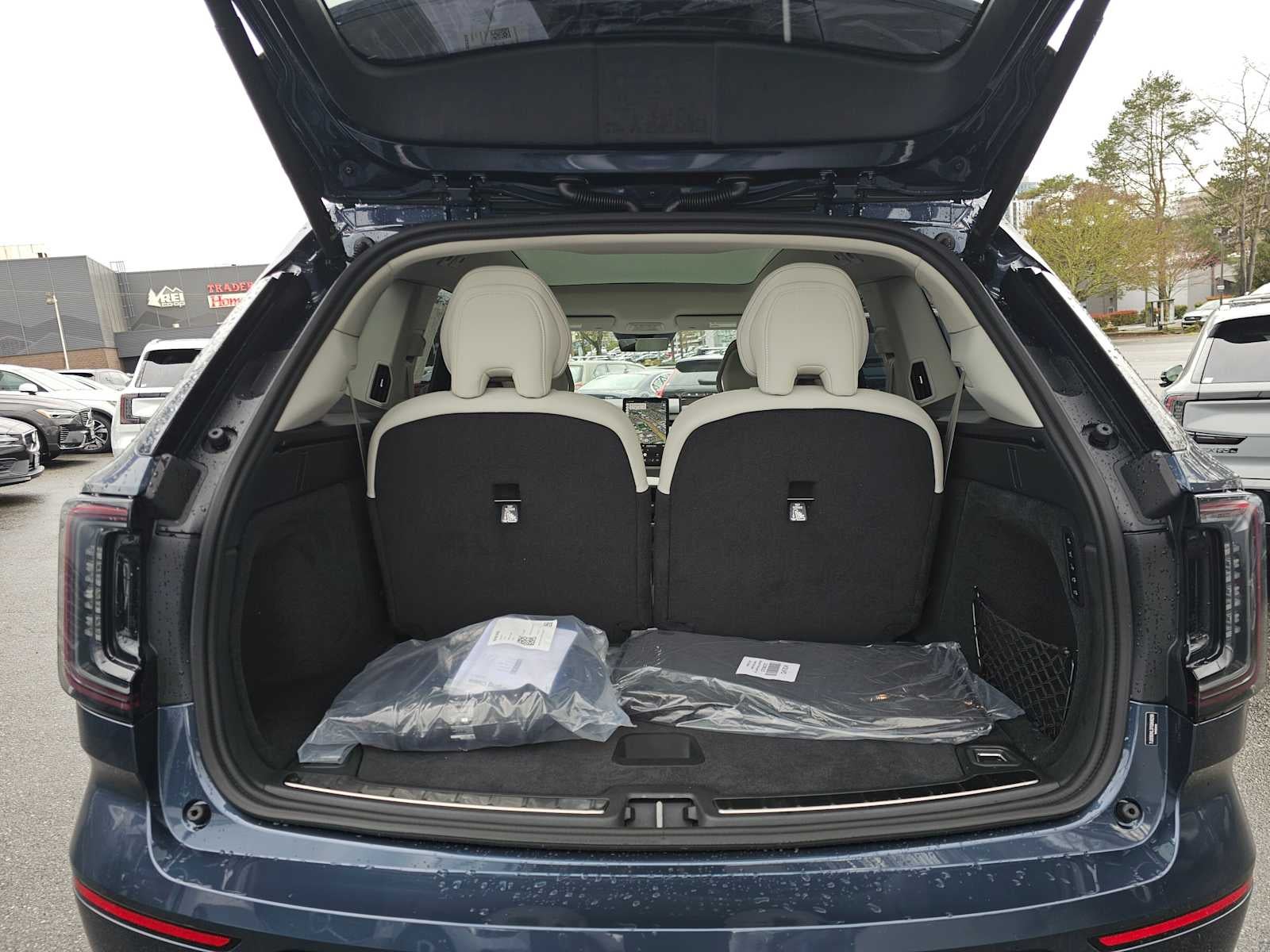 2026 Volvo EX90 Ultra